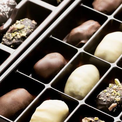 Nakheel Alya Artisan Chocolate Dates 8.8 oz (250 gr)